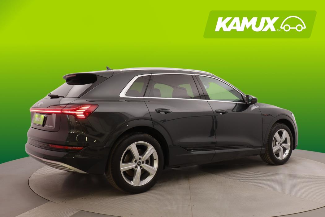 Audi e-tron 2022