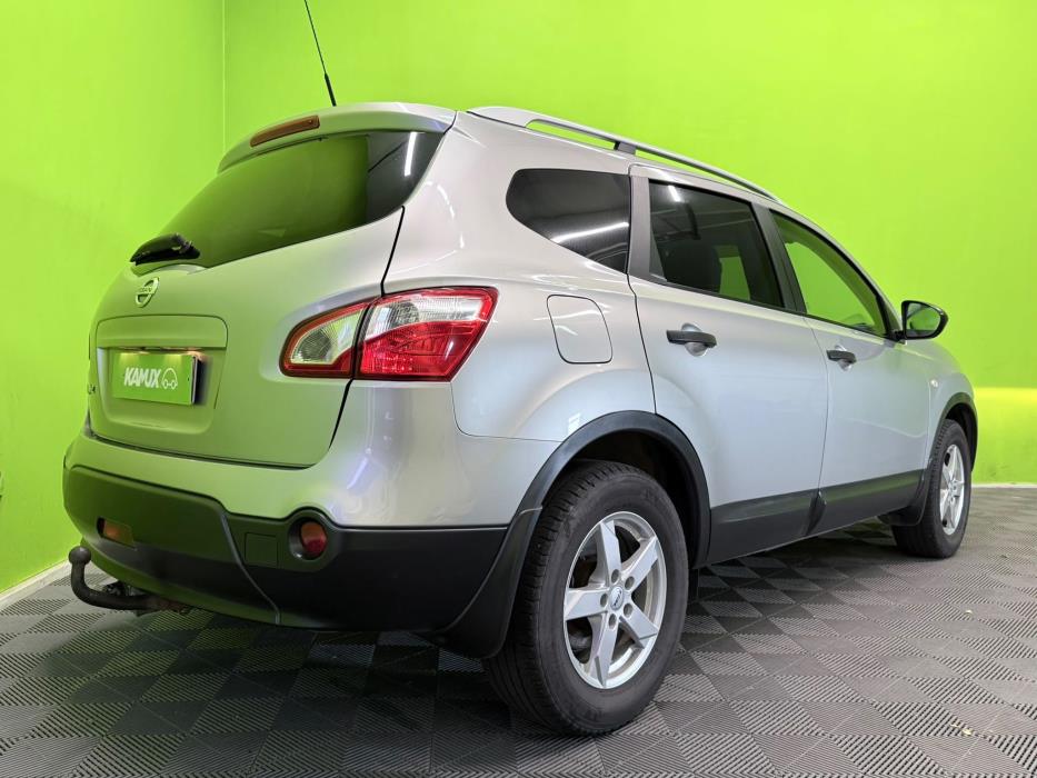 Nissan Qashqai+2 2010