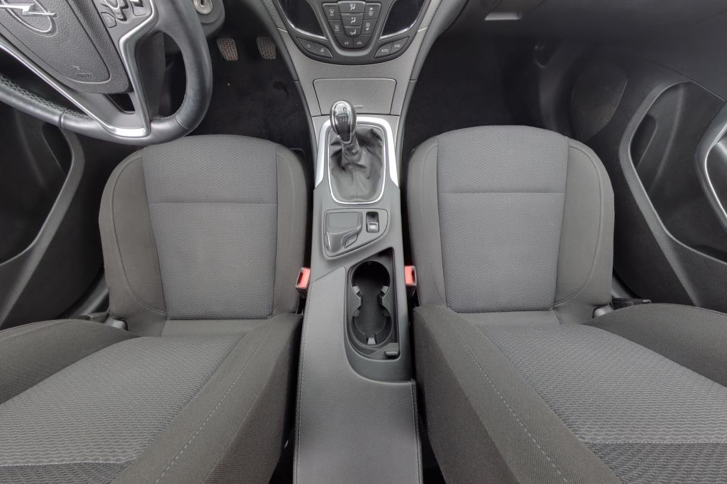Opel Insignia 2015