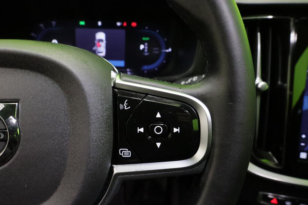 Volvo V60 2024