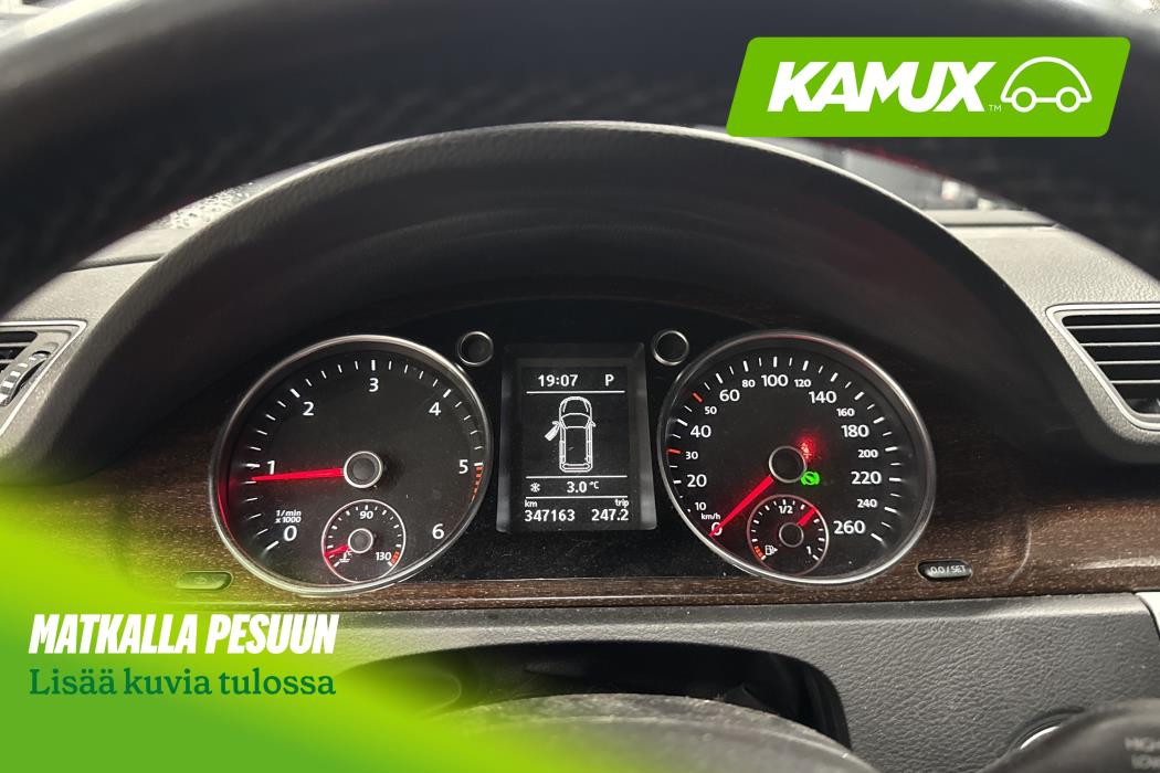 Volkswagen Passat 2011