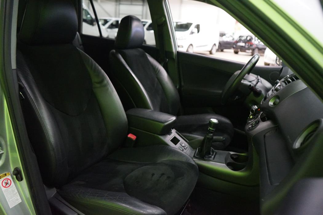 Toyota RAV4 2012