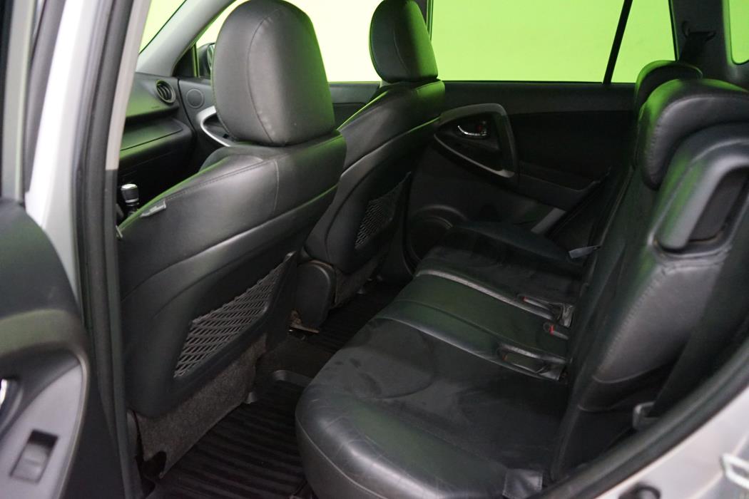 Toyota RAV4 2012