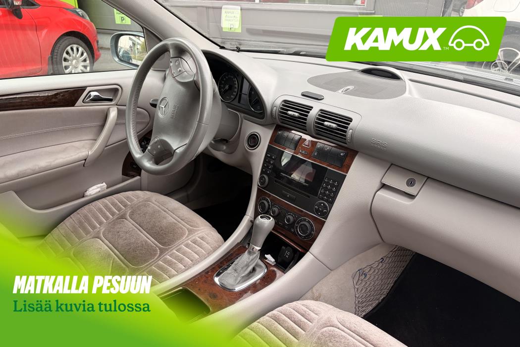 Mercedes-Benz C 2005