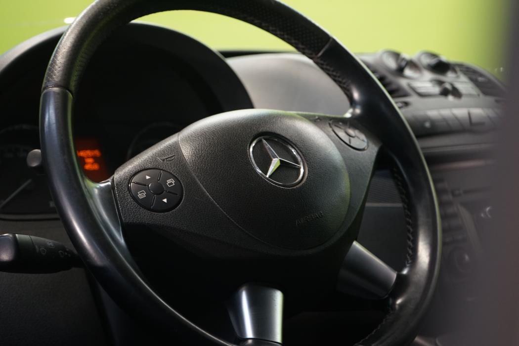 Mercedes-Benz Vito 2013