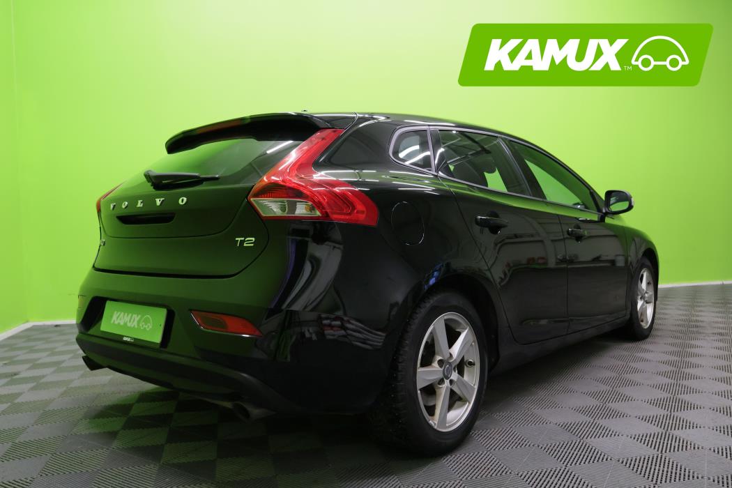 Volvo V40 2015