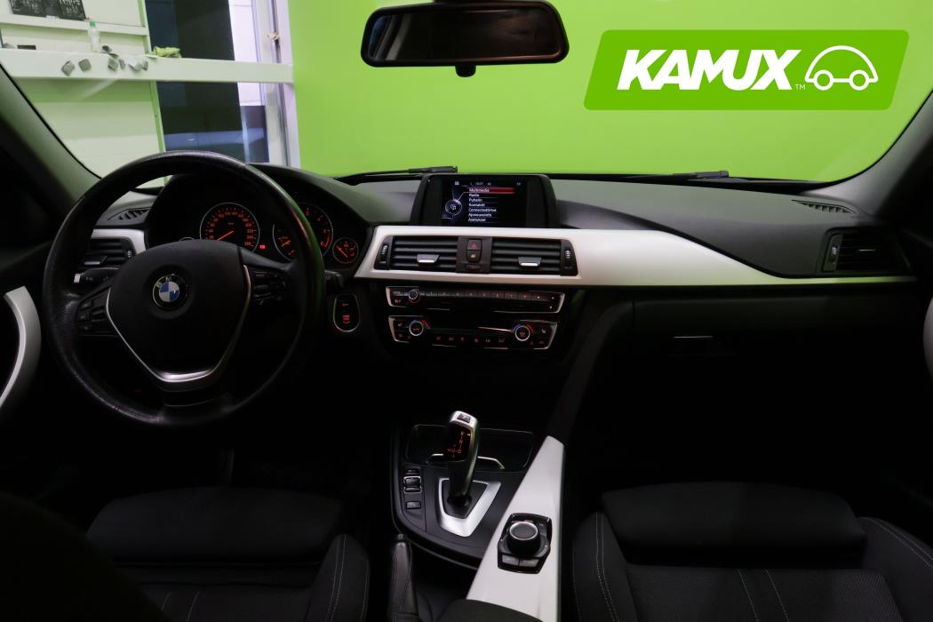 BMW 318 2017