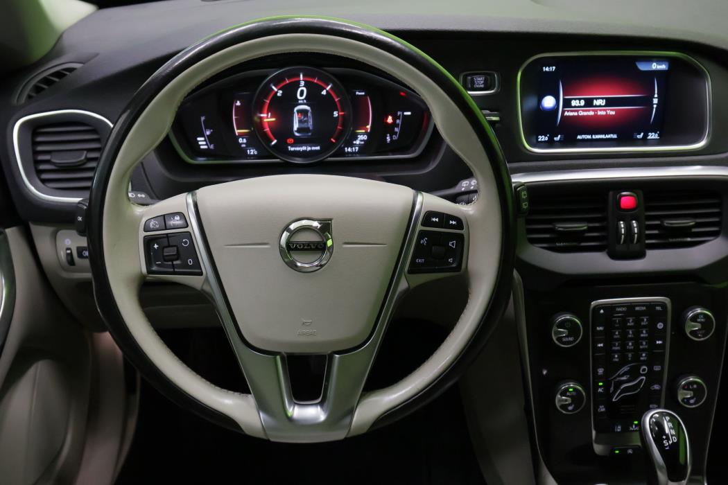 Volvo V40 Cross Country 2017