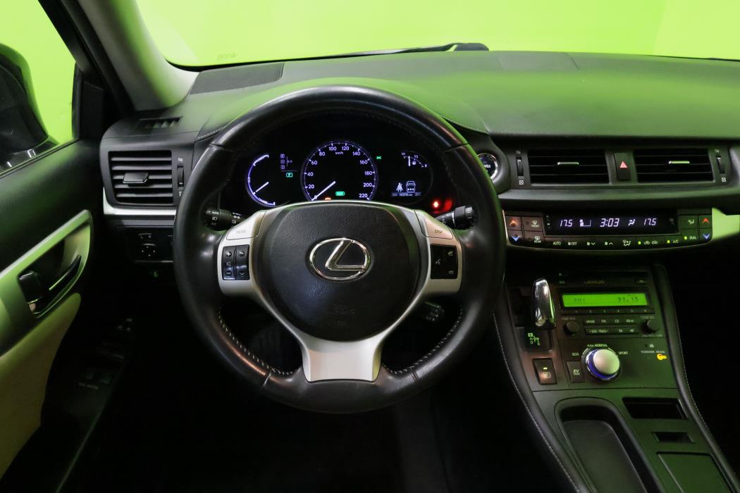 Lexus CT 2011
