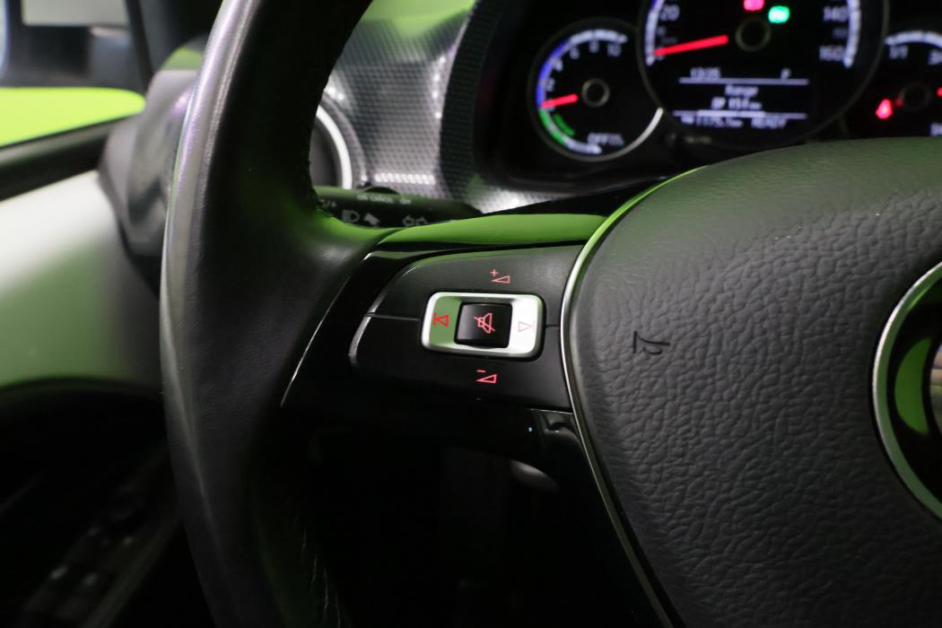 Volkswagen Up! 2023