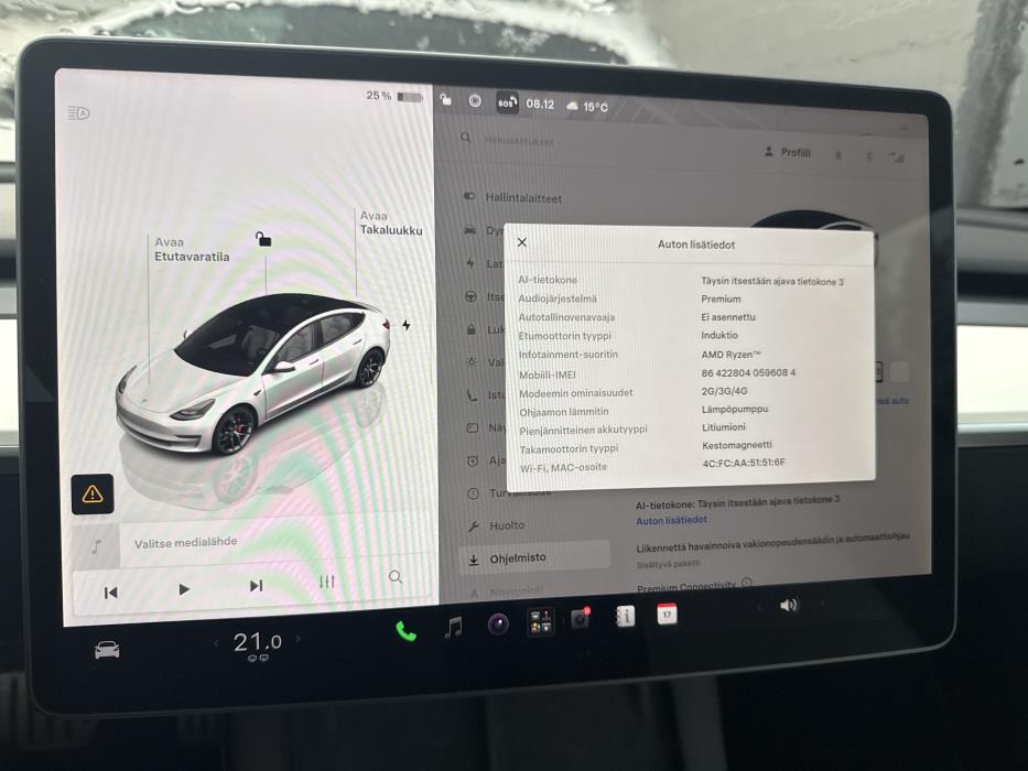 Tesla Model 3 2022
