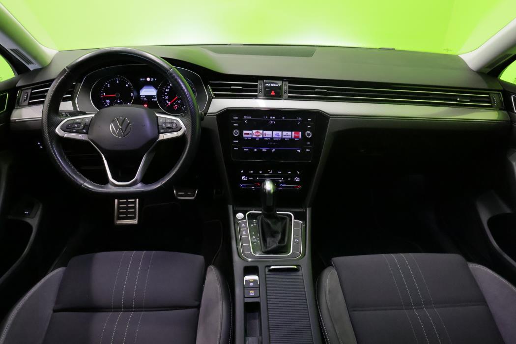 Volkswagen Passat 2023