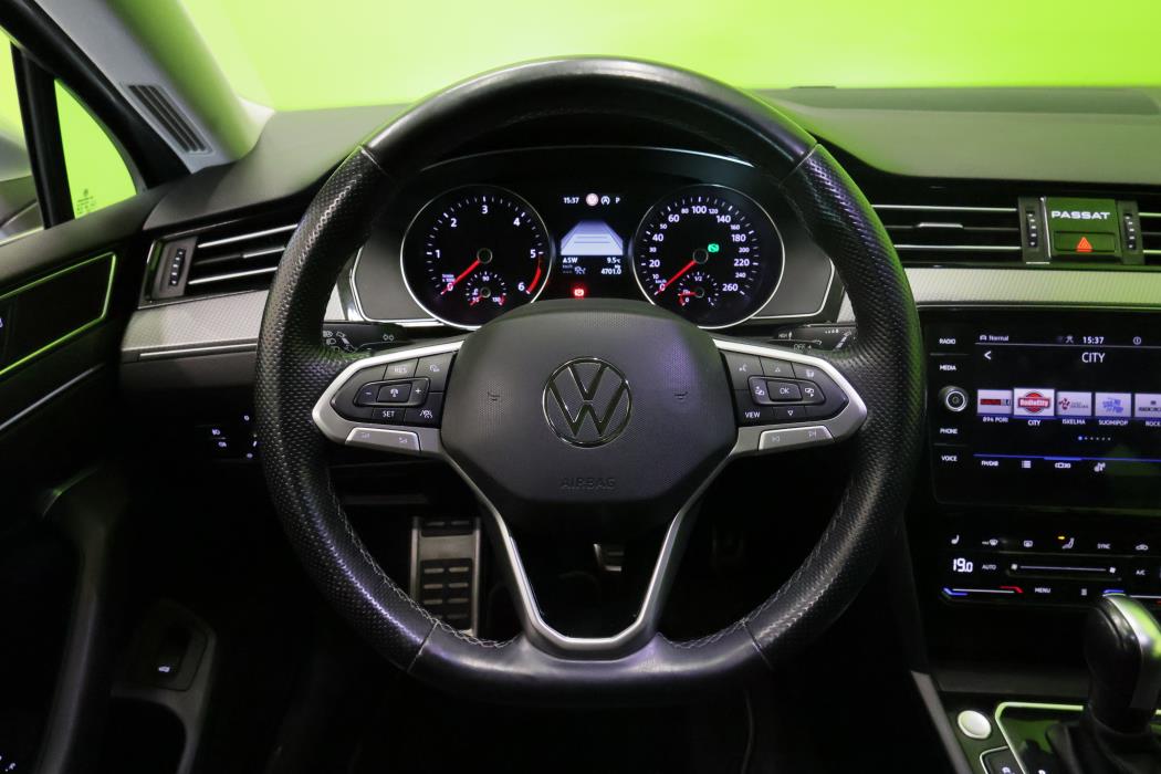 Volkswagen Passat 2023