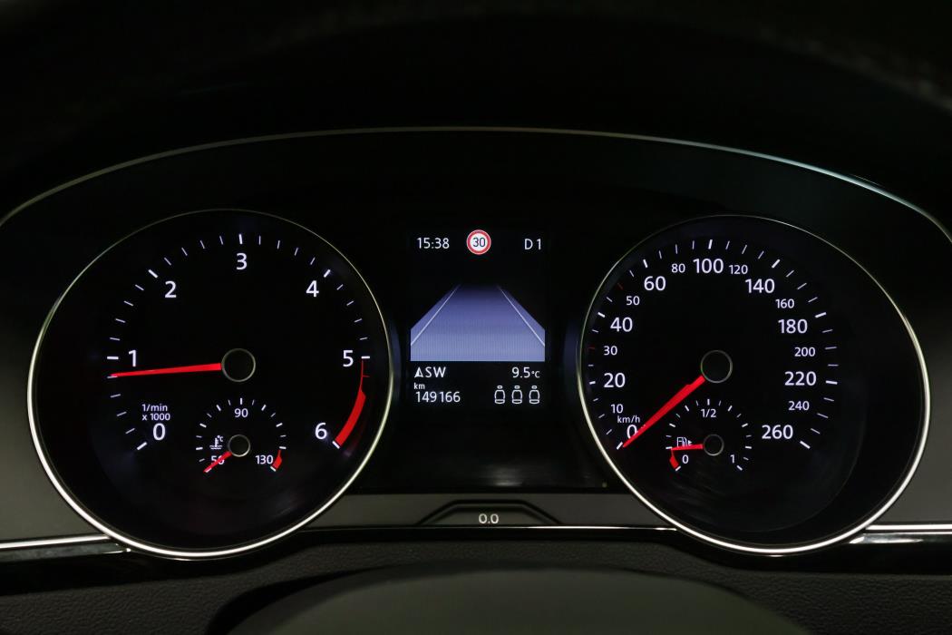 Volkswagen Passat 2023