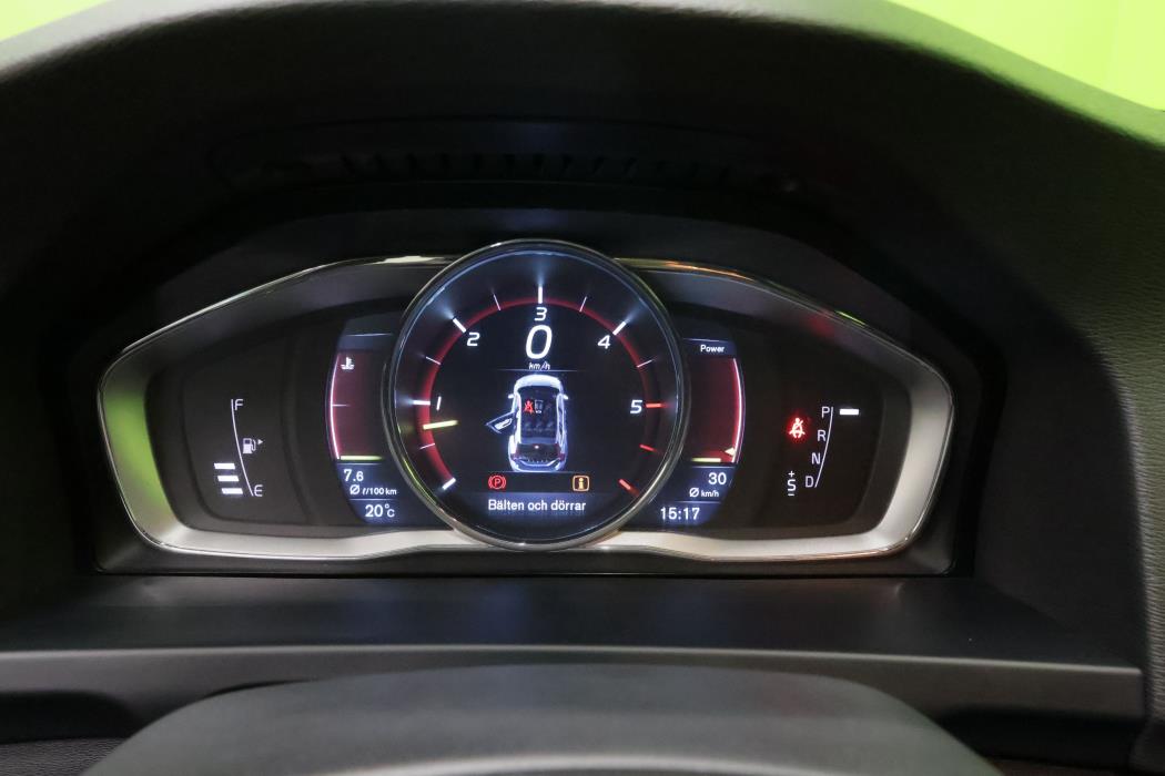 Volvo V60 Cross Country 2016