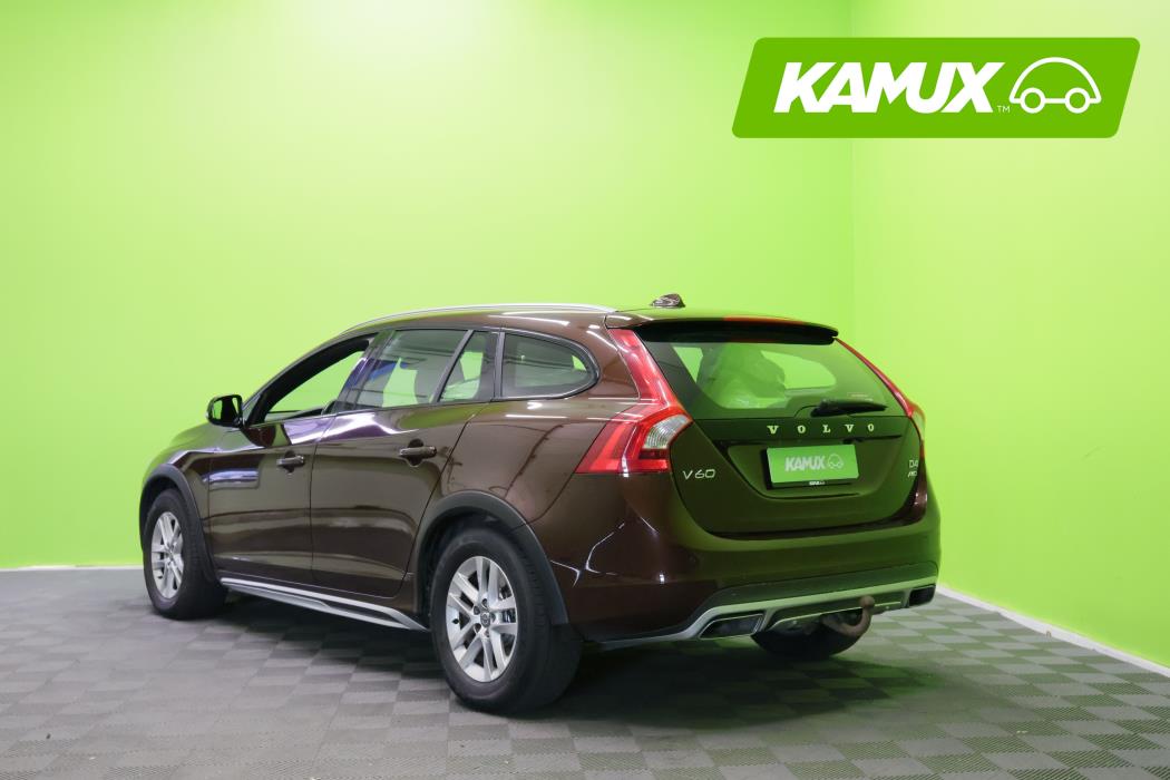 Volvo V60 Cross Country 2016