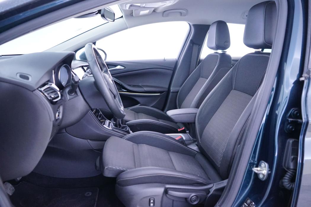 Opel Astra 2016