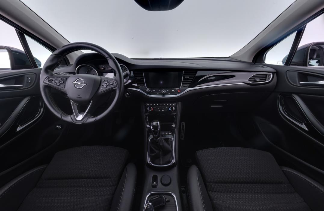 Opel Astra 2016