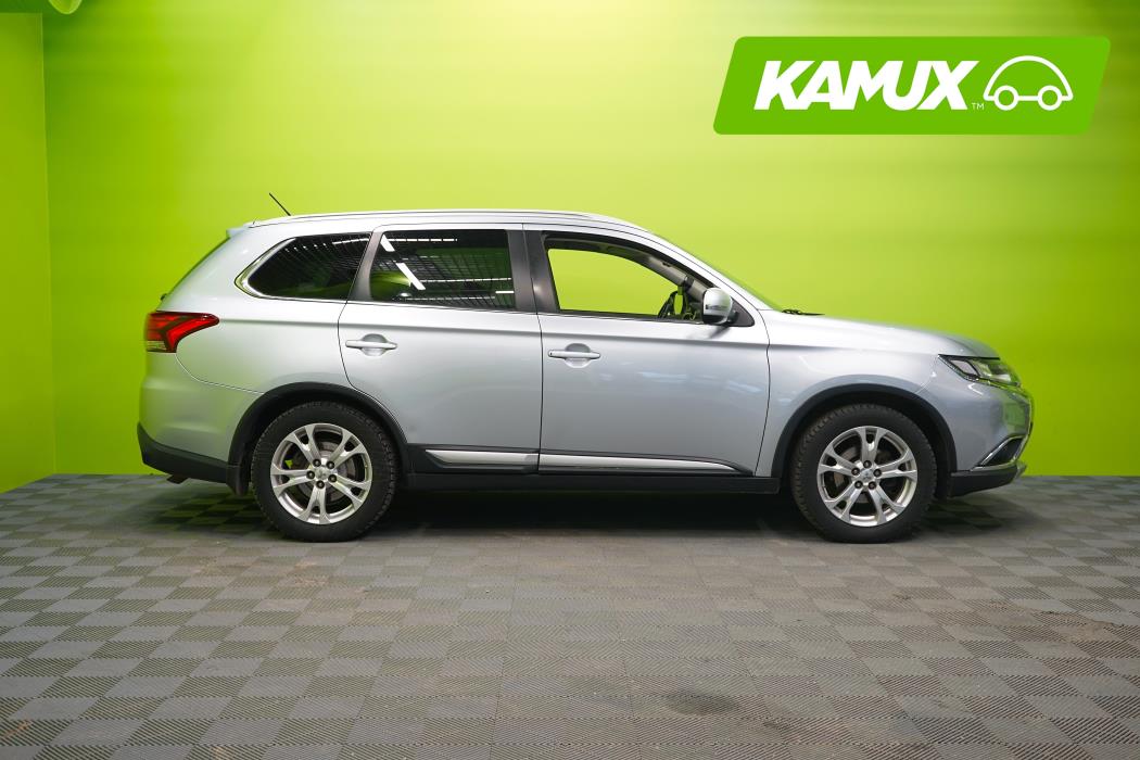 Mitsubishi Outlander 2016