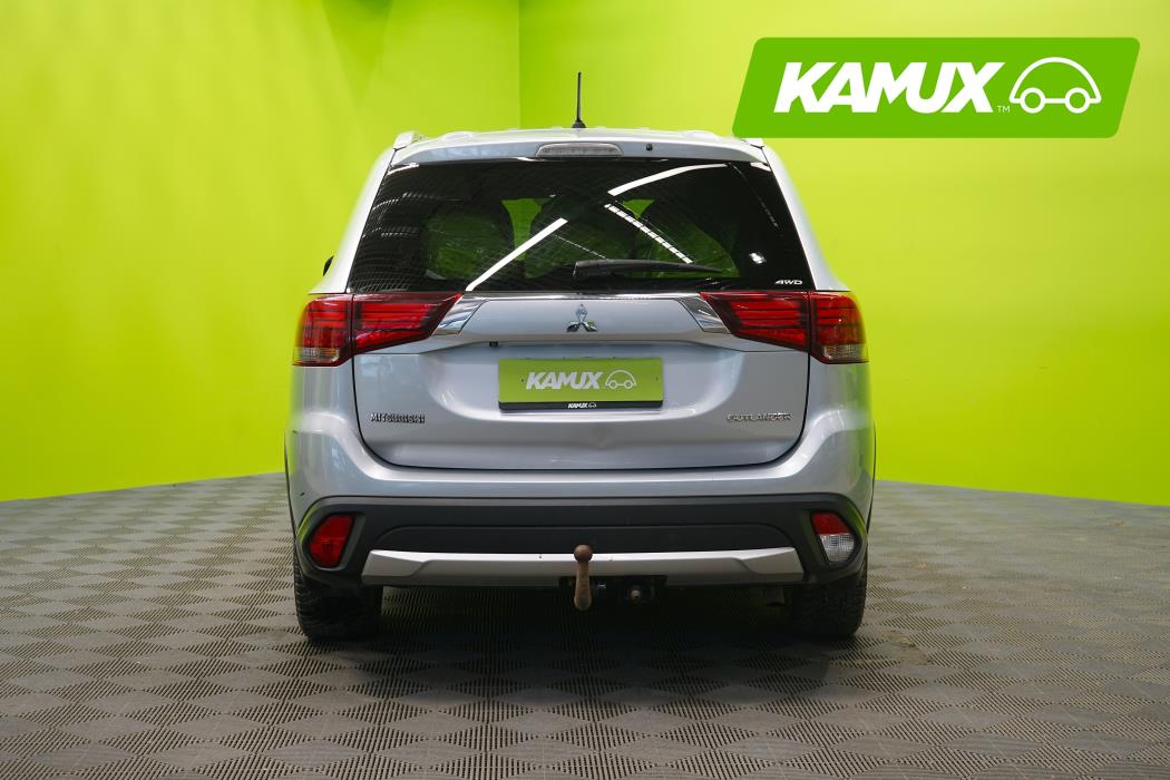 Mitsubishi Outlander 2016