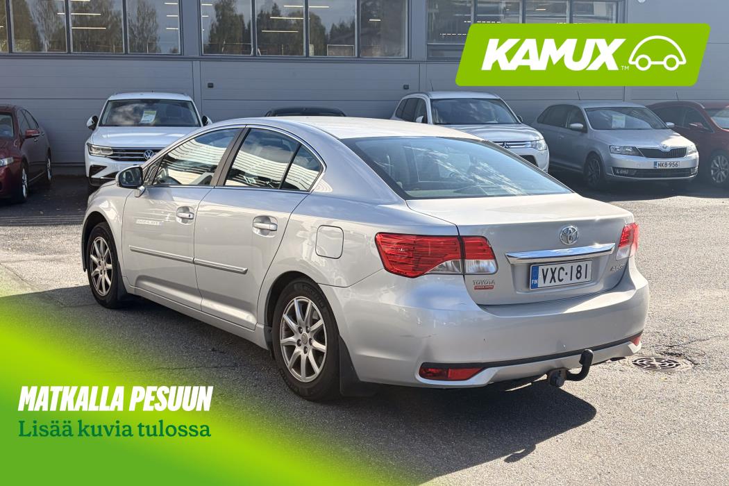 Toyota Avensis 2013