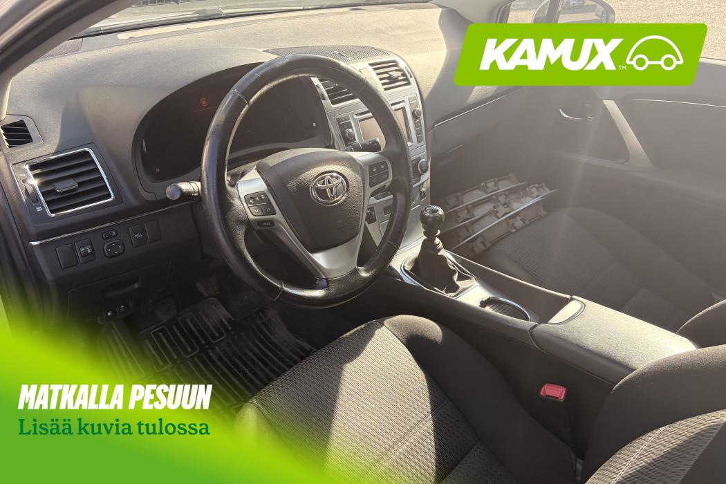Toyota Avensis 2013