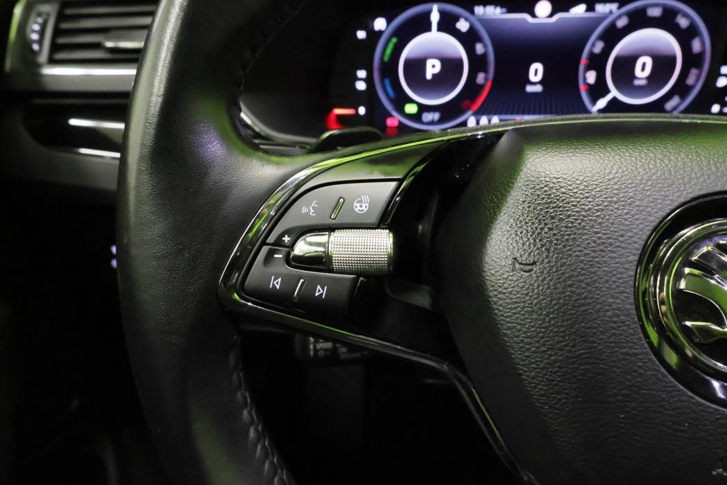 Skoda Superb 2021