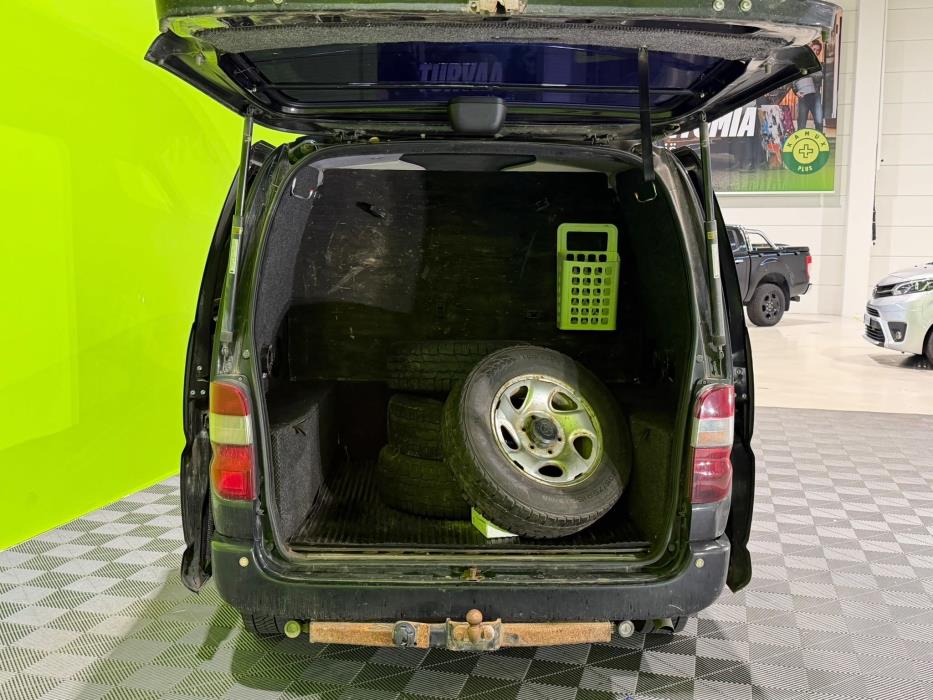 Toyota Hiace 2011