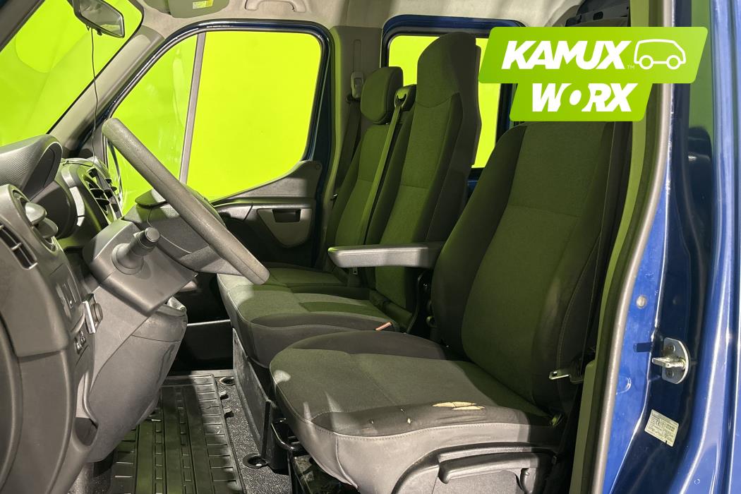 Nissan NV400 2018