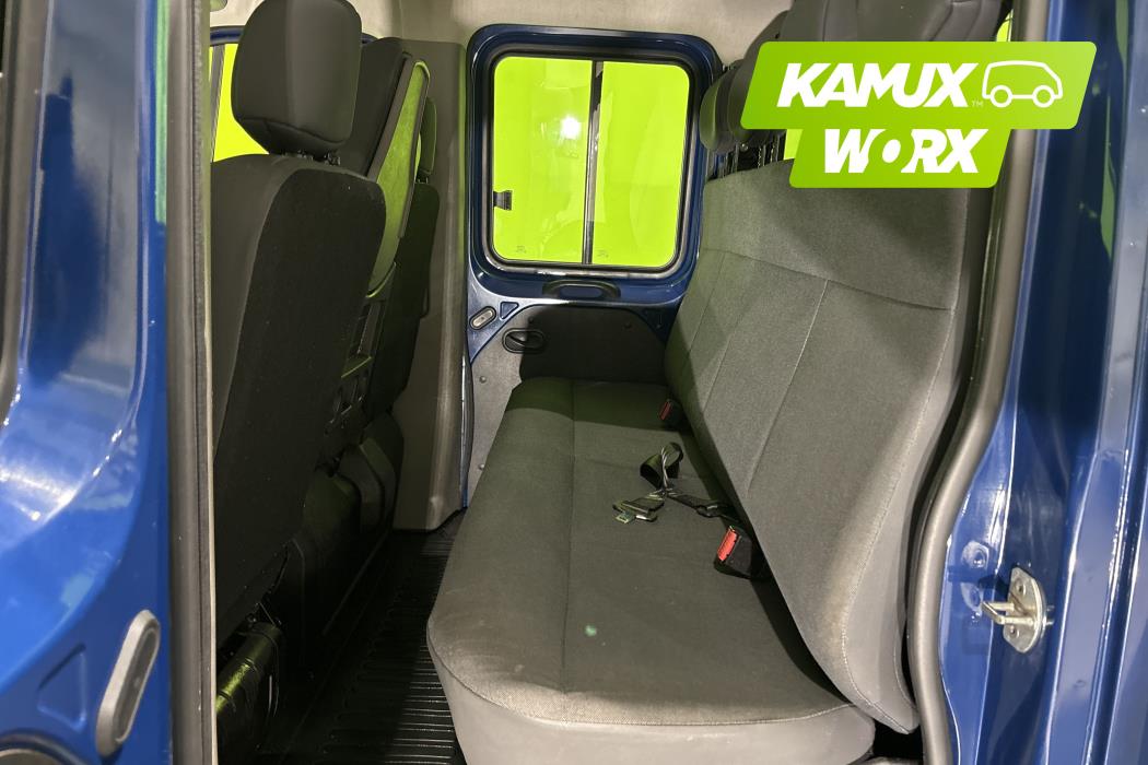 Nissan NV400 2018