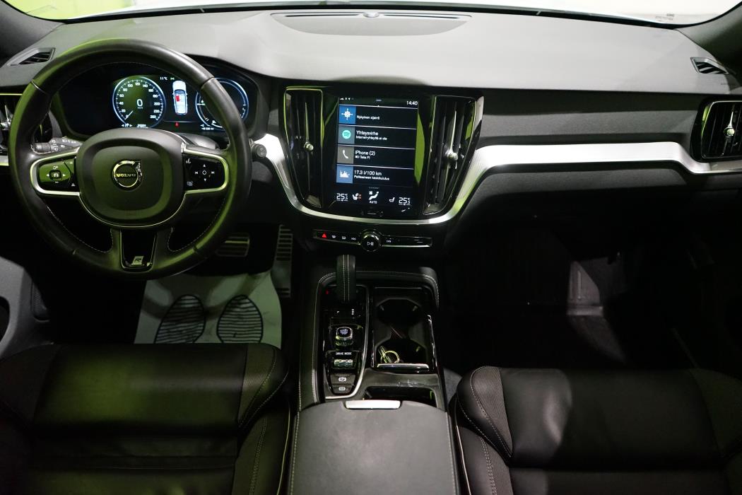 Volvo V60 2020