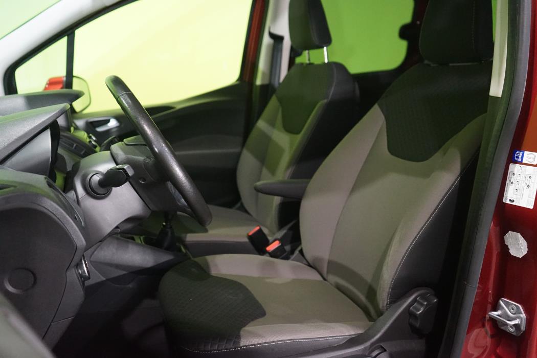Ford Tourneo Courier 2019