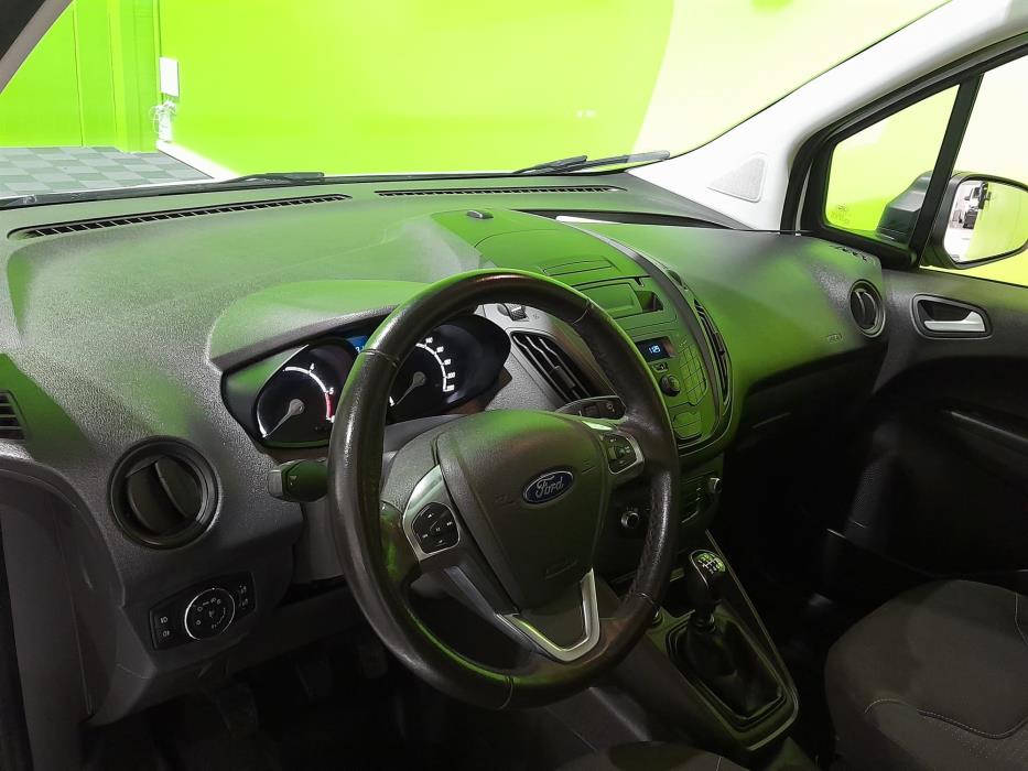 Ford Transit Courier 2019