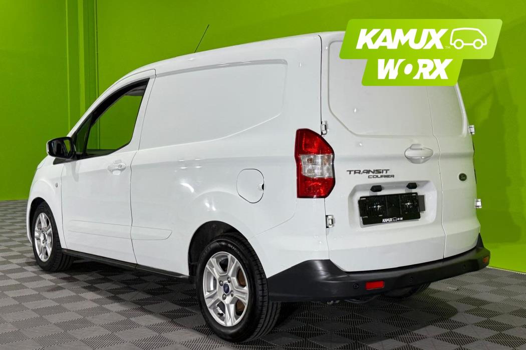 Ford Transit Courier 2021