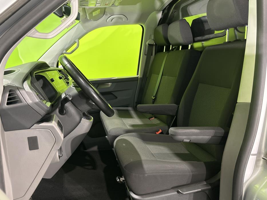 Volkswagen Transporter 2024