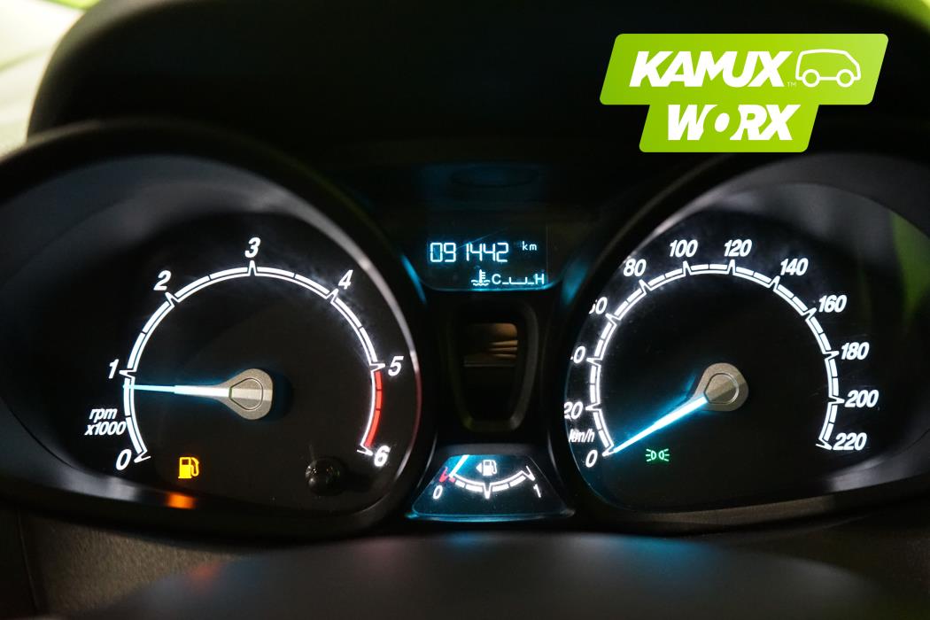 Ford Transit Courier 2020