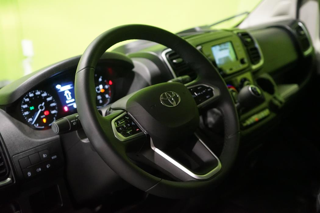 Toyota Proace Max 2026