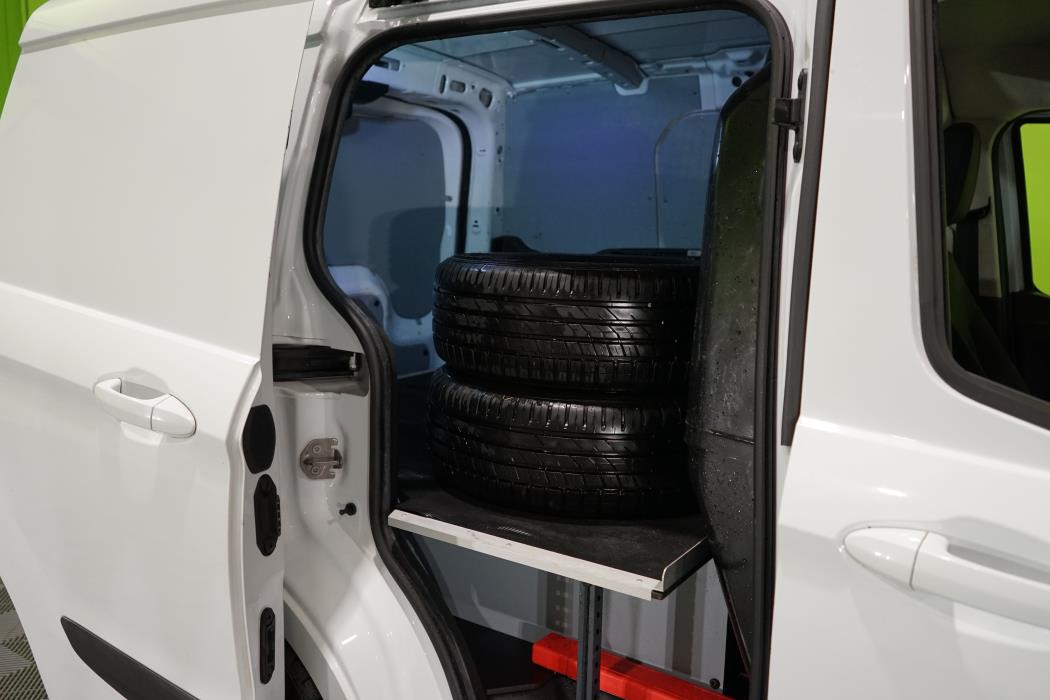 Ford Transit Courier 2018