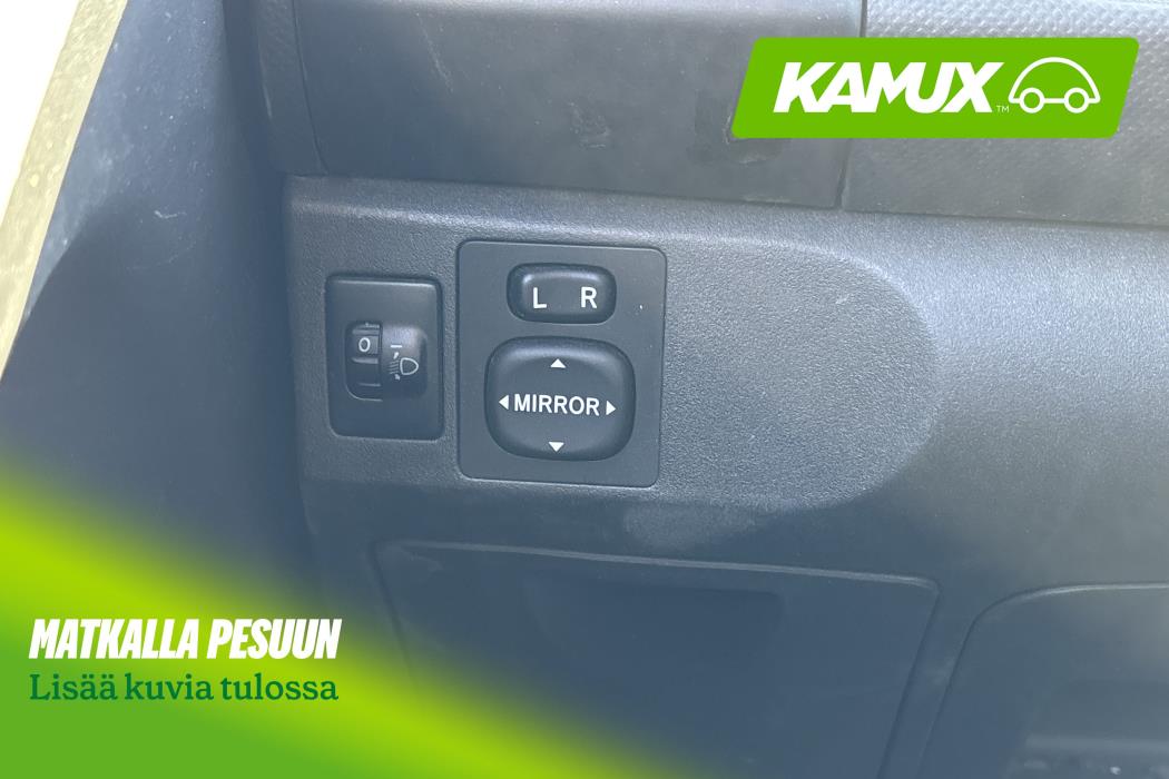 Toyota Yaris 2011