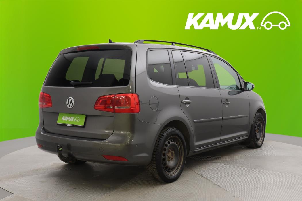 Volkswagen Touran 2011