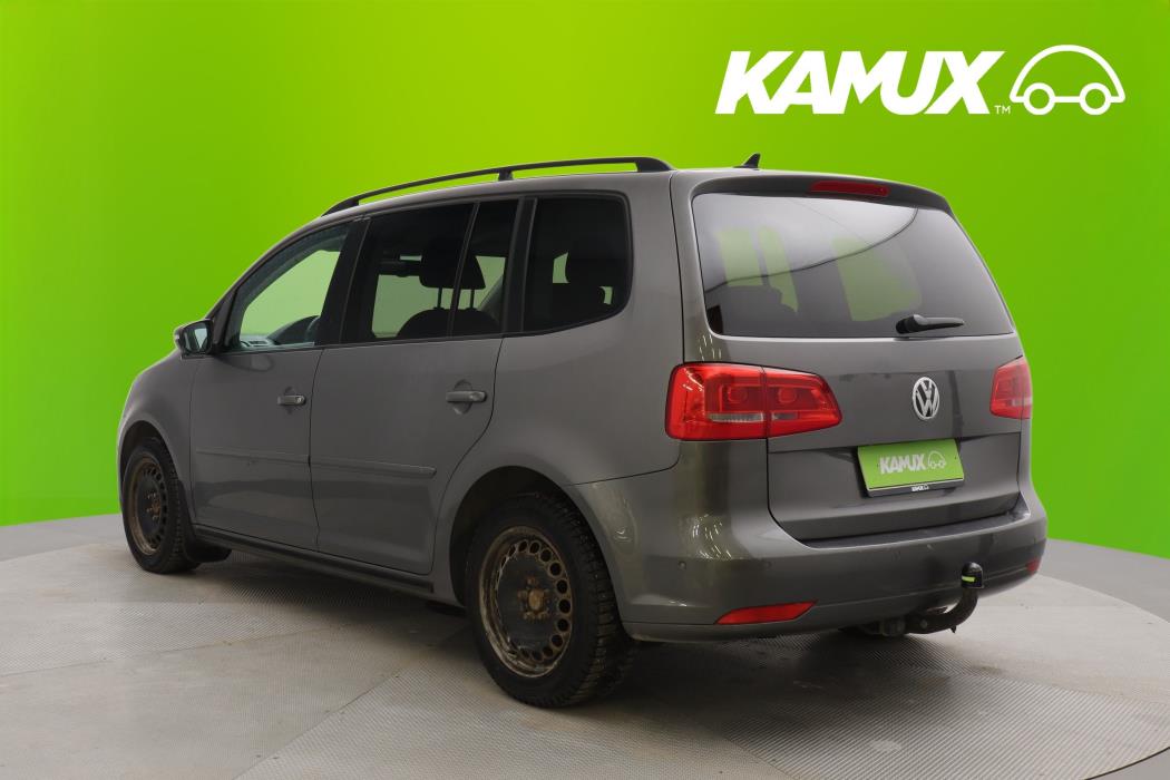 Volkswagen Touran 2011