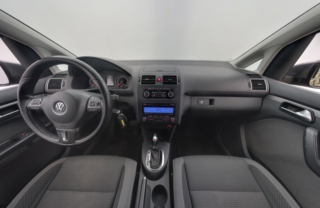 Volkswagen Touran 2011
