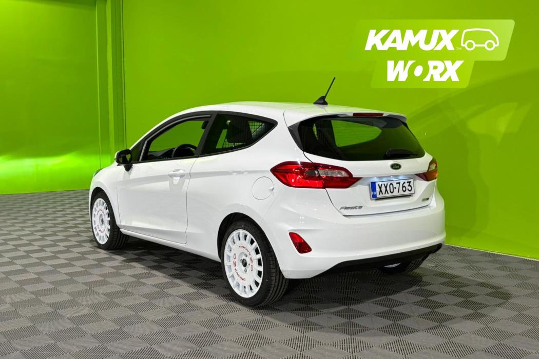 Ford Fiesta Van 2021