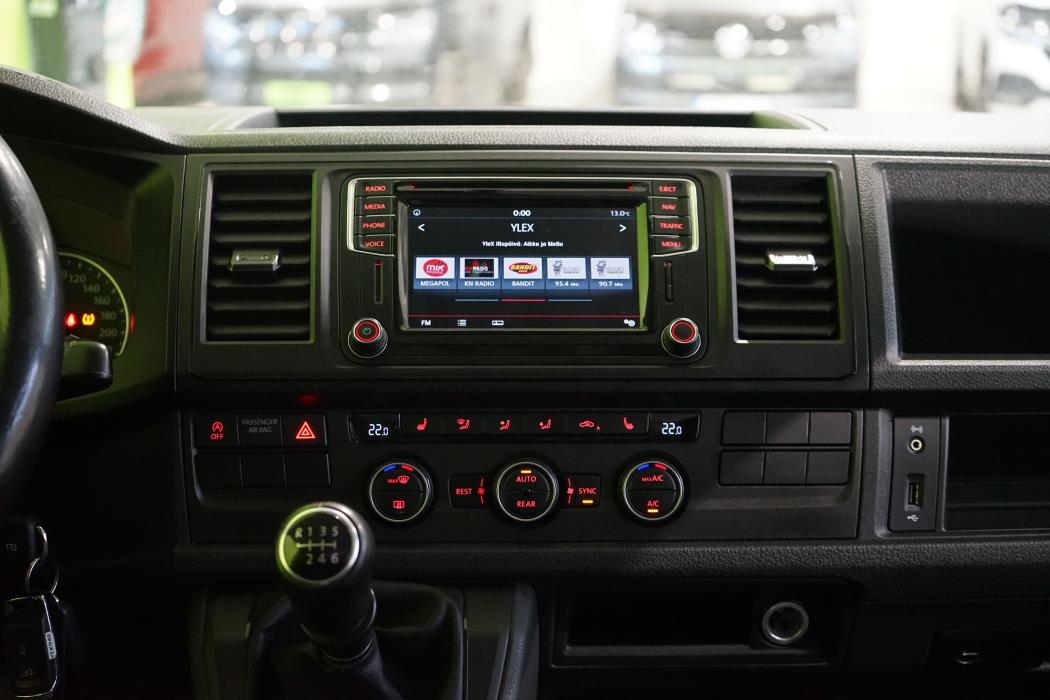 Volkswagen Caravelle 2017