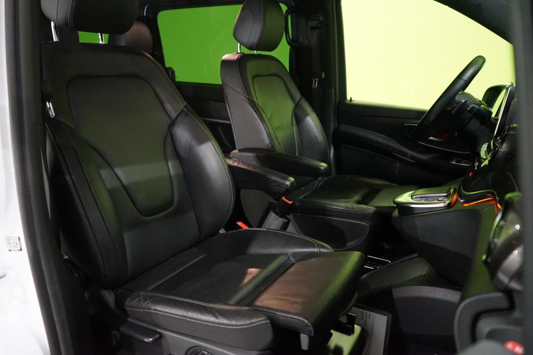 Mercedes-Benz EQV 300 2023