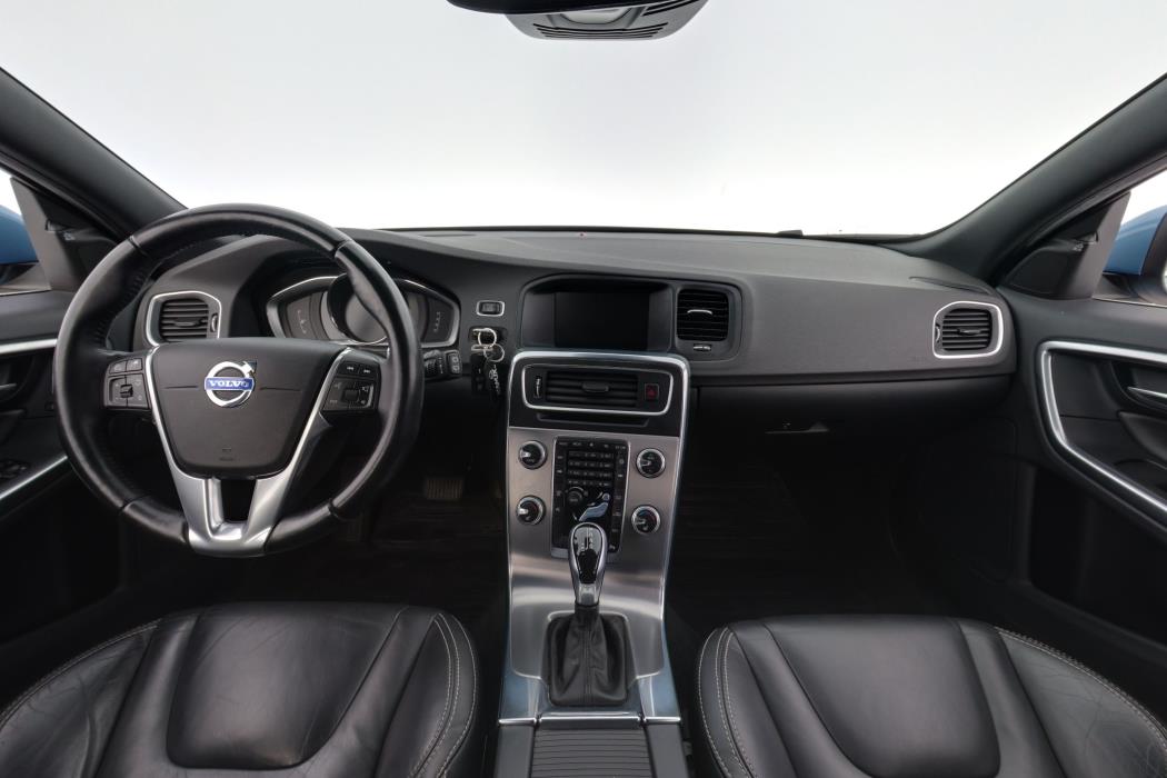 Volvo V60 2015