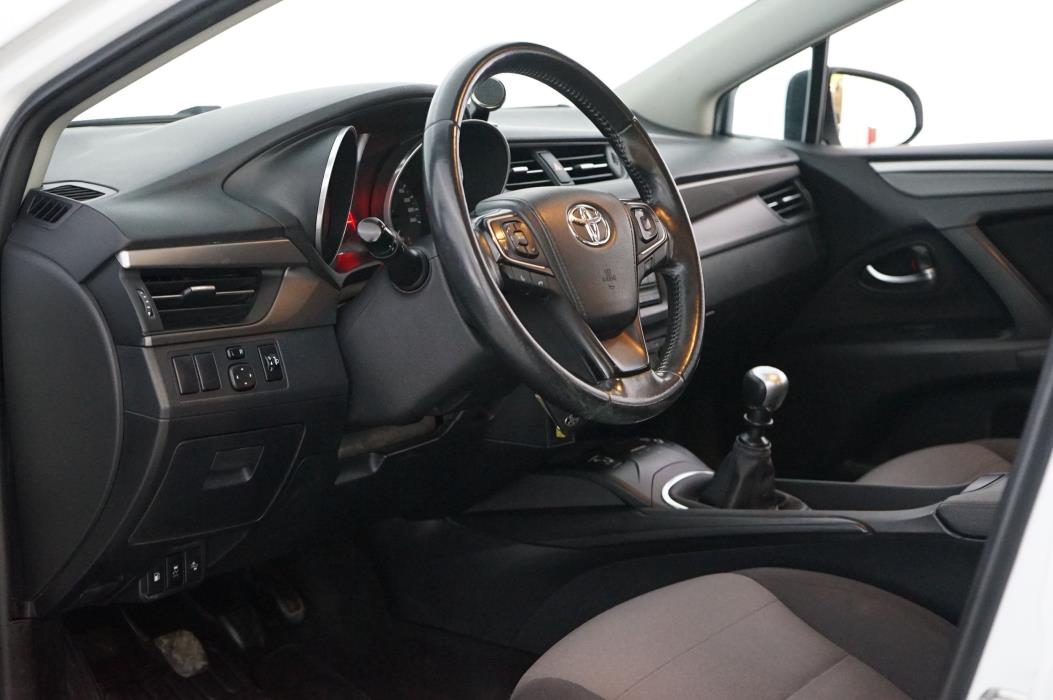 Toyota Avensis 2018