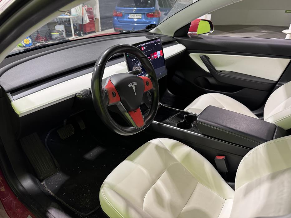 Tesla Model 3 2019