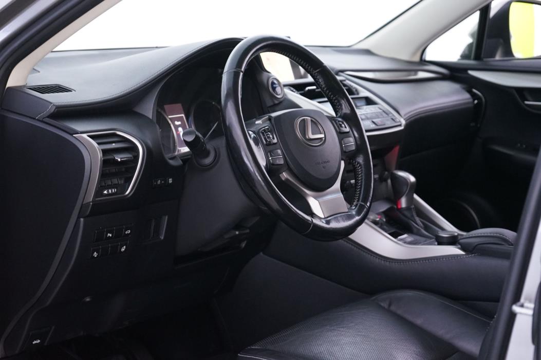 Lexus NX 2016