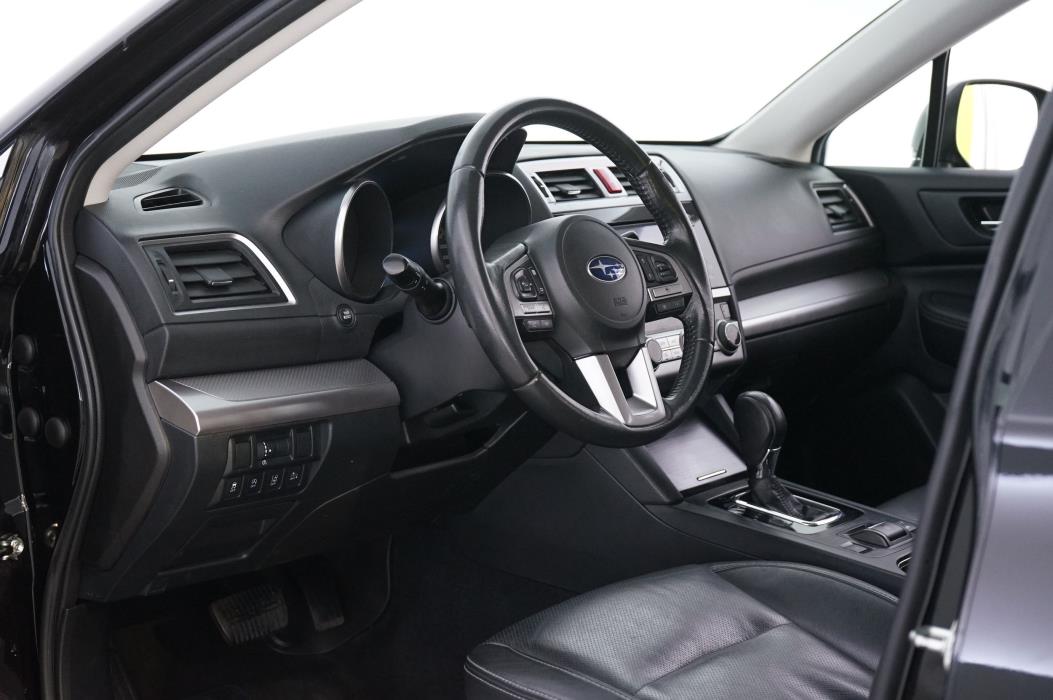 Subaru Outback 2015